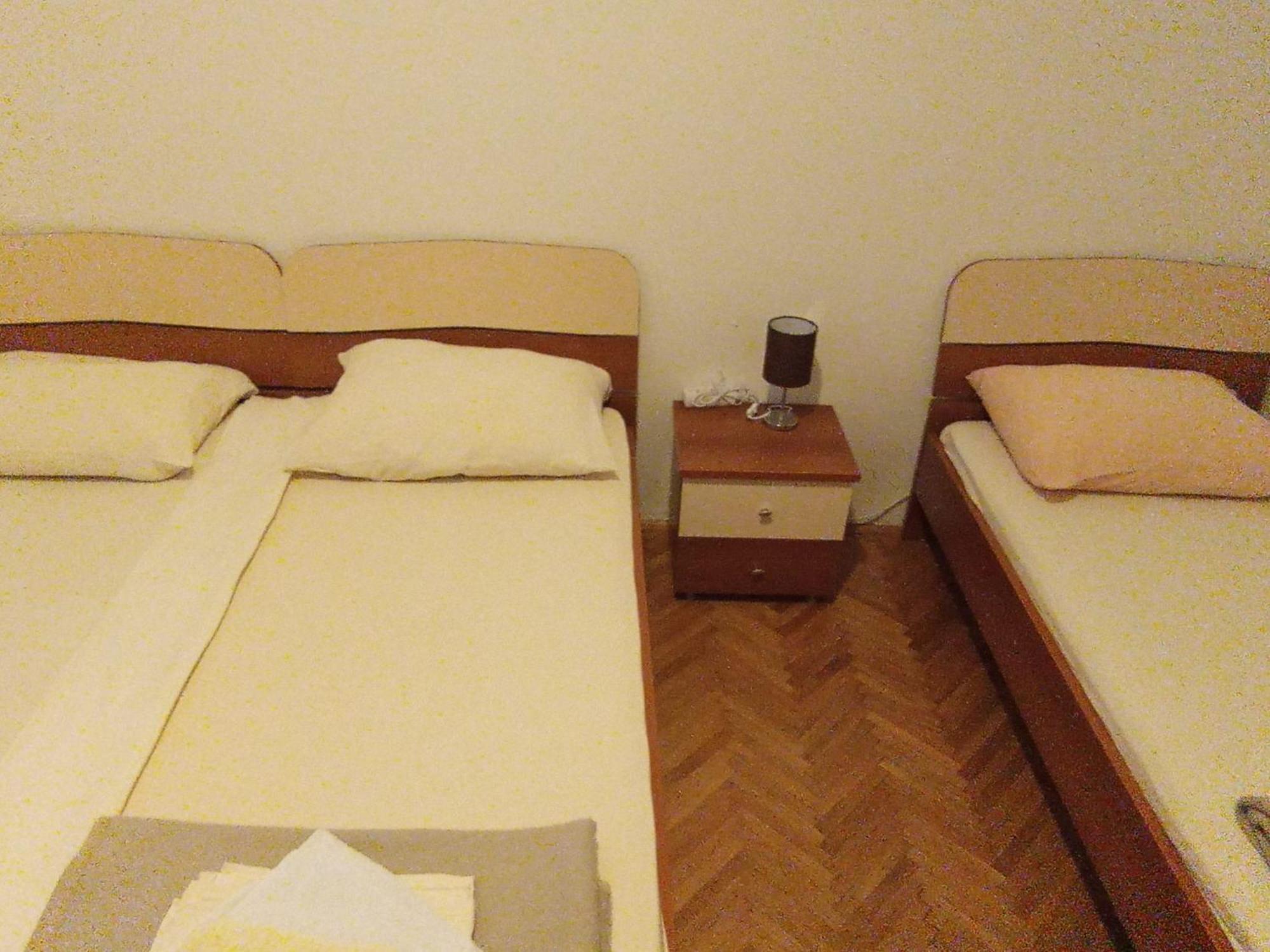Jasna1 Apartment Knin Bagian luar foto